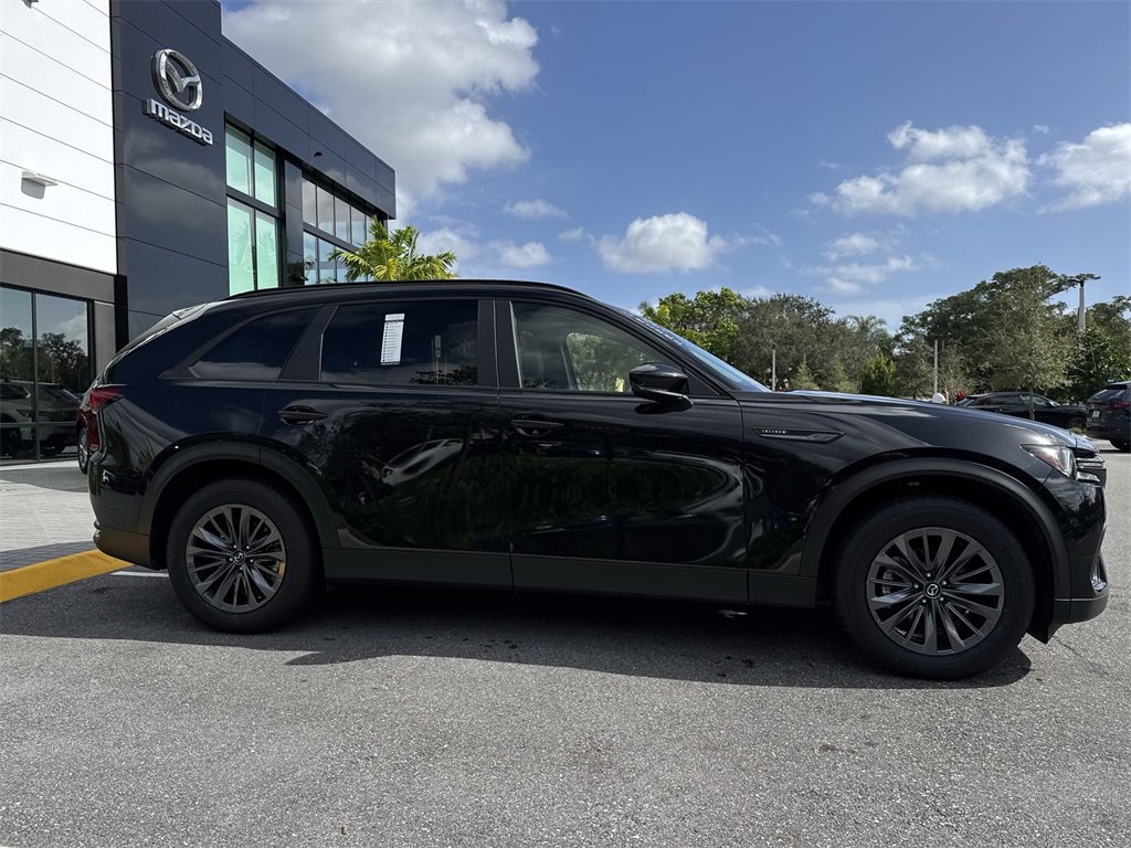 Certified 2025 MAZDA CX-70 3.3 Turbo w/ Preferred Package image 24