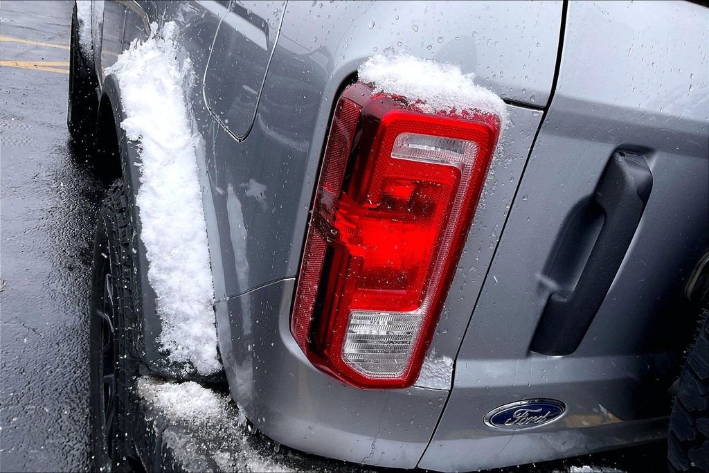 Certified 2024 Ford Bronco Black Diamond image 27