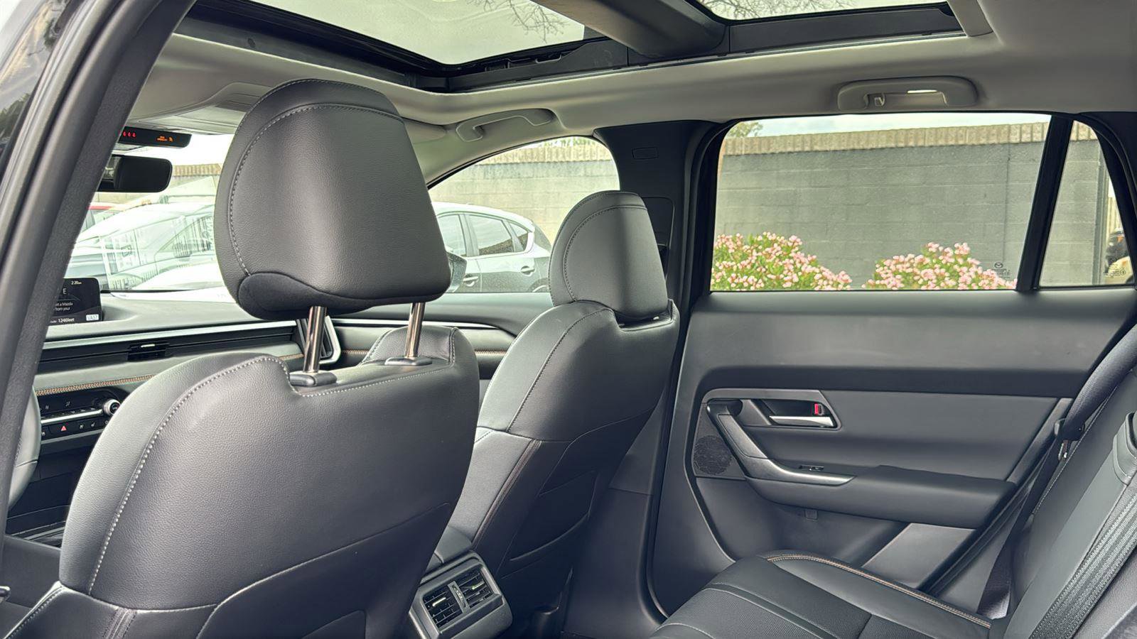 New 2026 MAZDA CX-50 AWD 2.5 Hybrid w/ Weather Package image 25