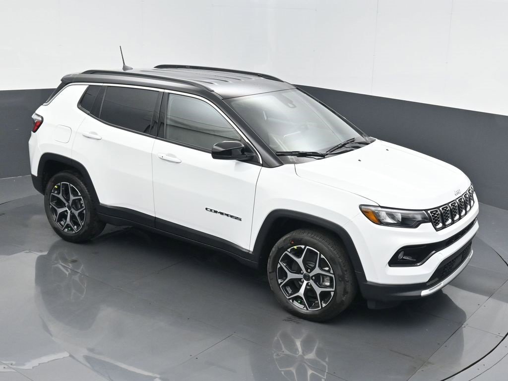 Certified 2025 Jeep Compass Limited image 37