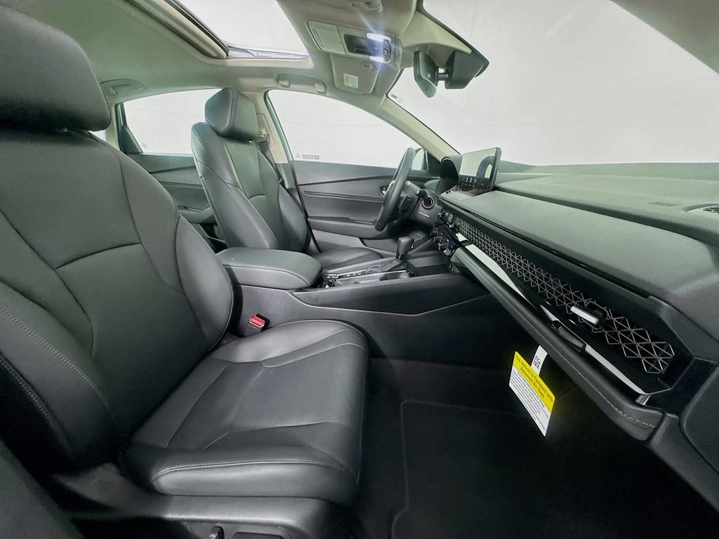 Used 2025 Honda Accord EX-L image 38