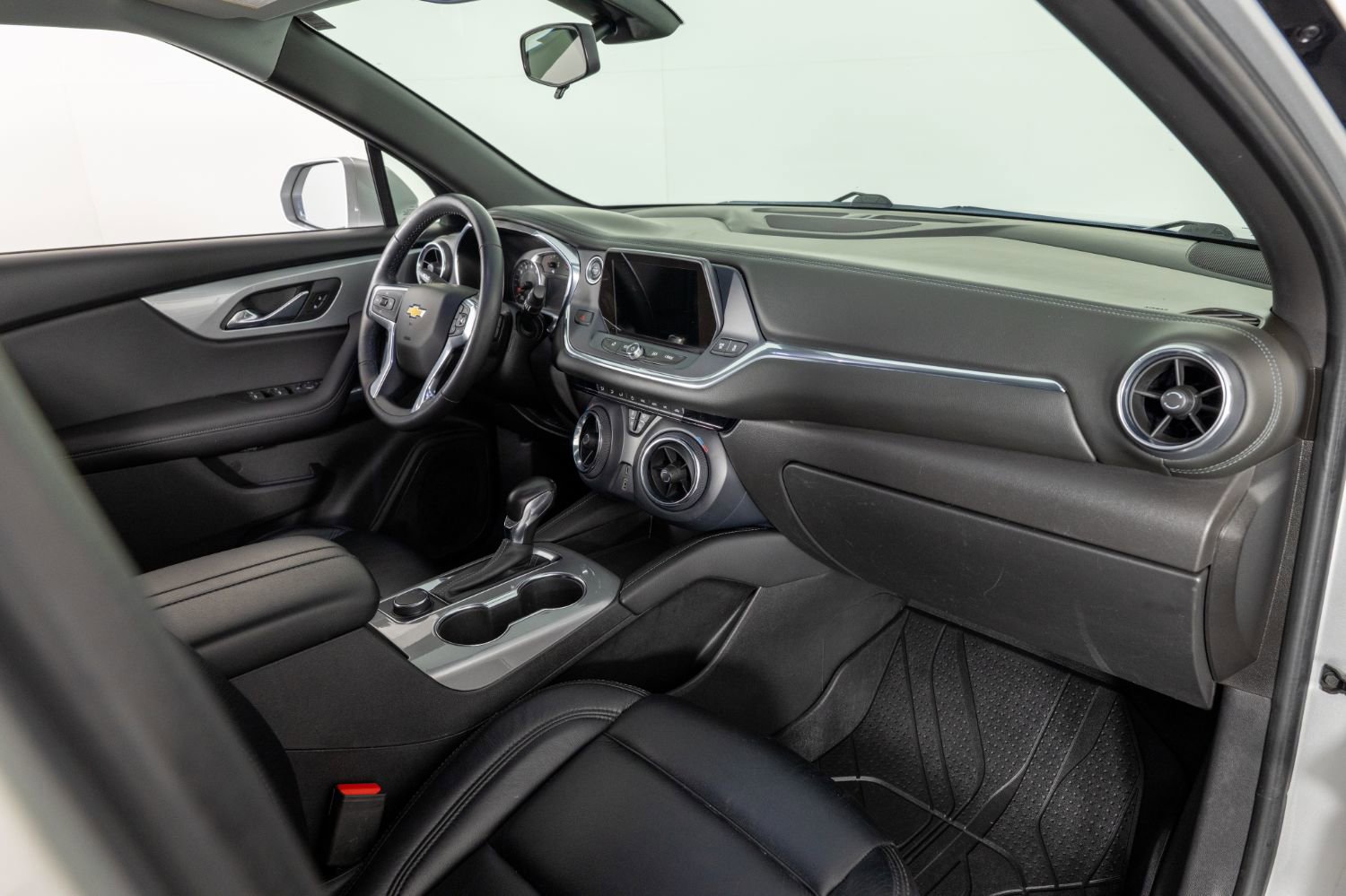 Used 2019 Chevrolet Blazer LT image 24