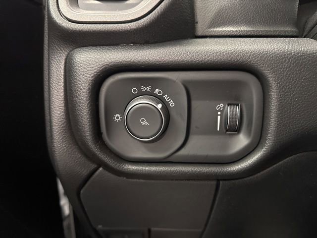 Used 2024 RAM 3500 Tradesman w/ Chrome Appearance Group image 41