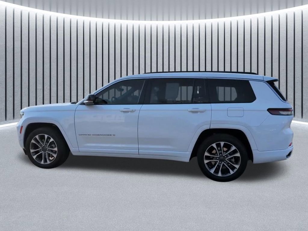 Used 2025 Jeep Grand Cherokee L Overland w/ Luxury Tech Group IV image 12