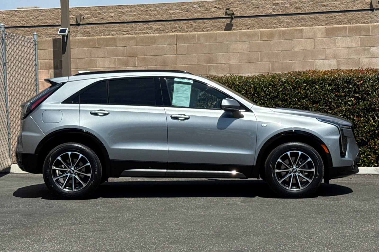 Used 2024 Cadillac XT4 Sport FWD image 3