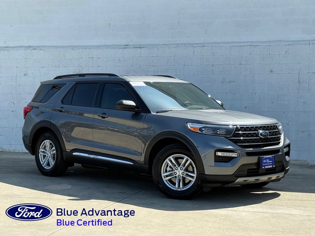Certified 2023 Ford Explorer XLT w/ Equipment Group 202A RWD image 1