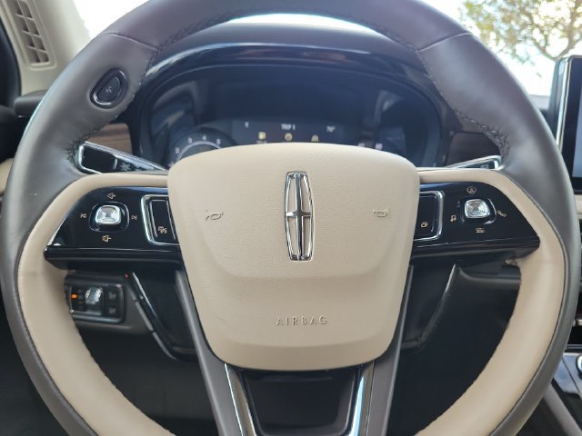 Certified 2020 Lincoln Corsair Reserve w/ Equipment Group 201A AWD/4WD image 18