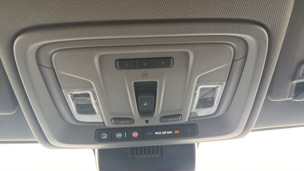 Used 2024 GMC Sierra 1500 SLT w/ SLT Premium Plus Package AWD/4WD image 25