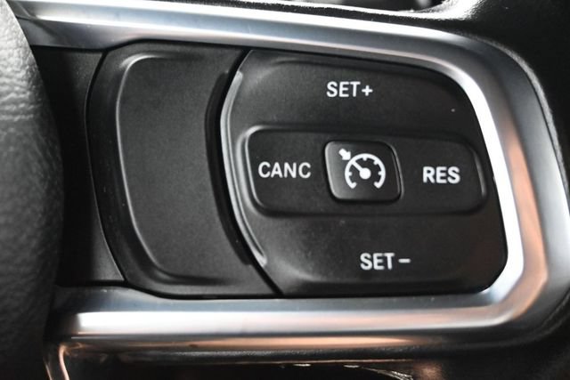 Used 2020 Jeep Gladiator Overland AWD/4WD image 21