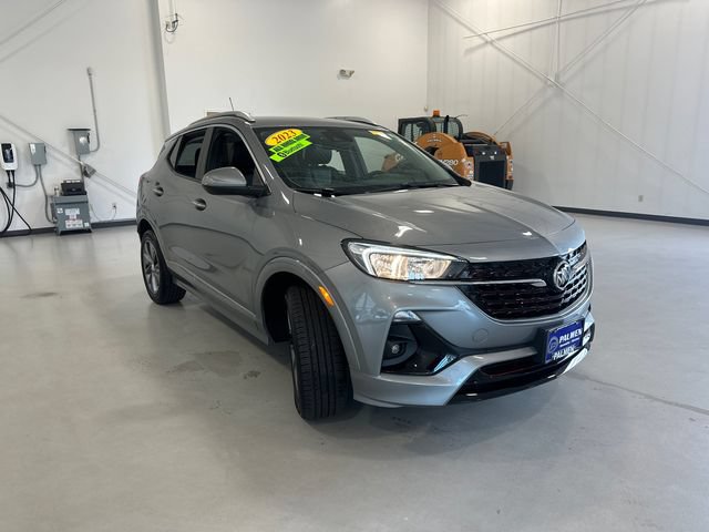 Used 2023 Buick Encore GX Select w/ Sport Touring Package AWD/4WD image 3