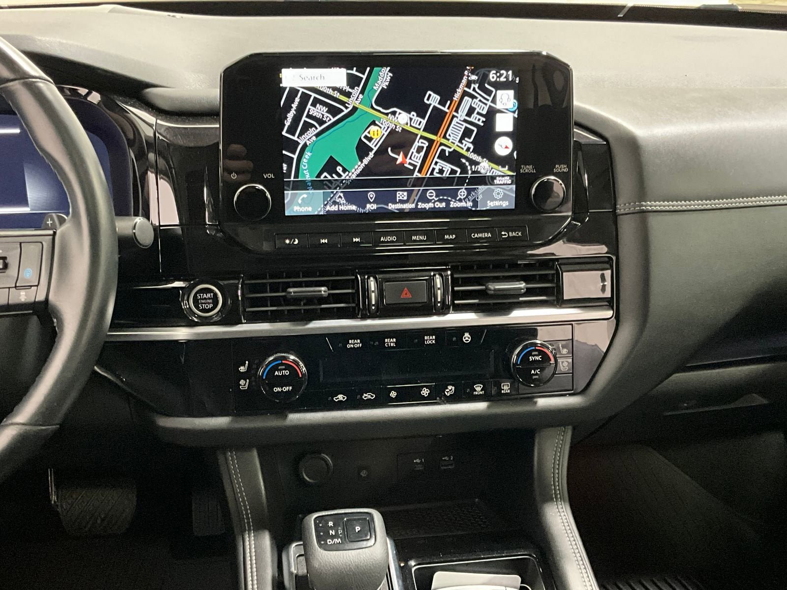 Used 2023 Nissan Pathfinder Platinum image 8