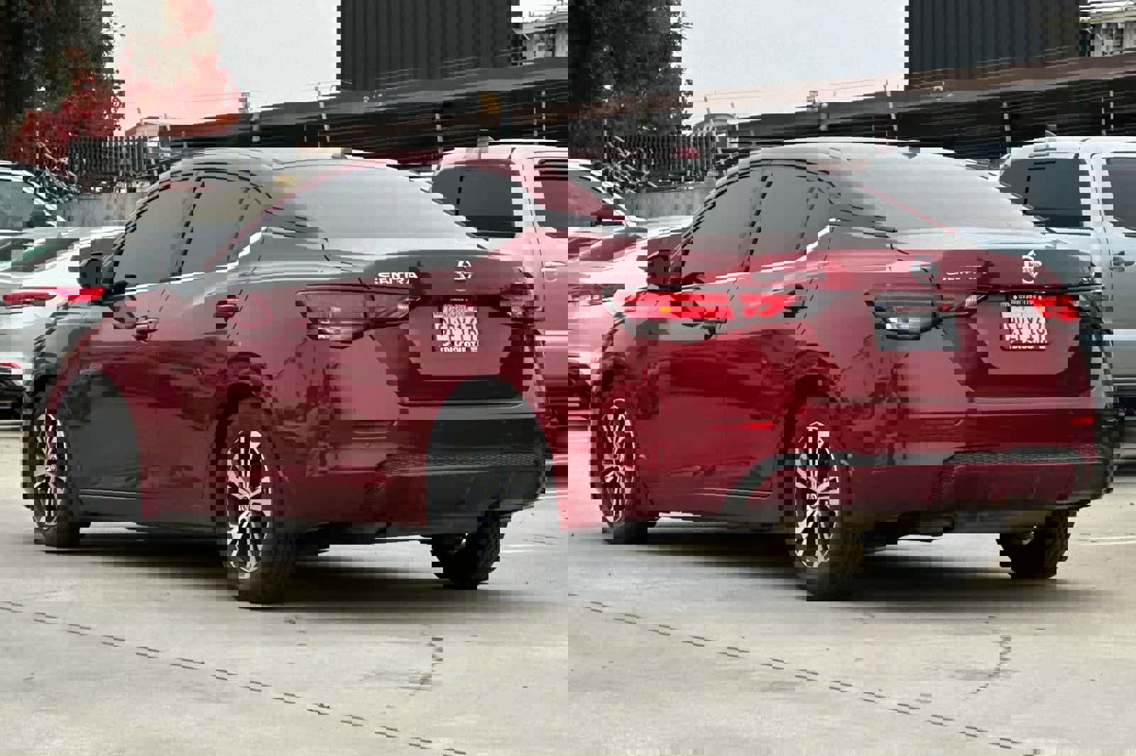 Used 2020 Nissan Sentra SV image 7