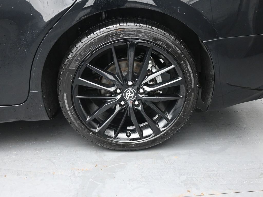 Used 2023 Toyota Camry XSE image 12