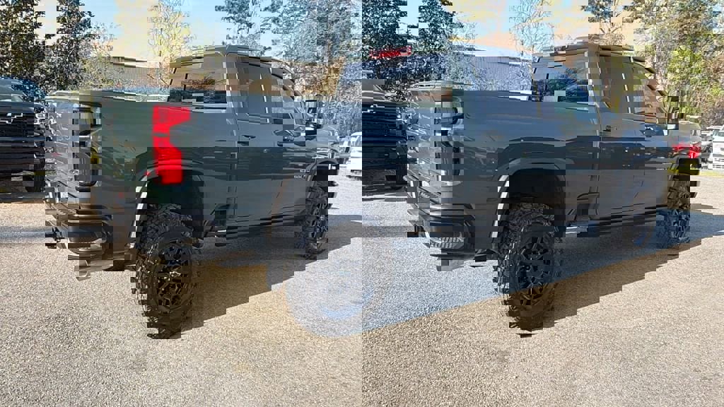 New 2026 Chevrolet Silverado 2500 ZR2 image 5