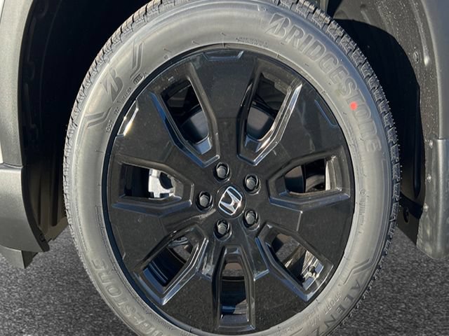 New 2026 Honda Pilot Black Edition image 9