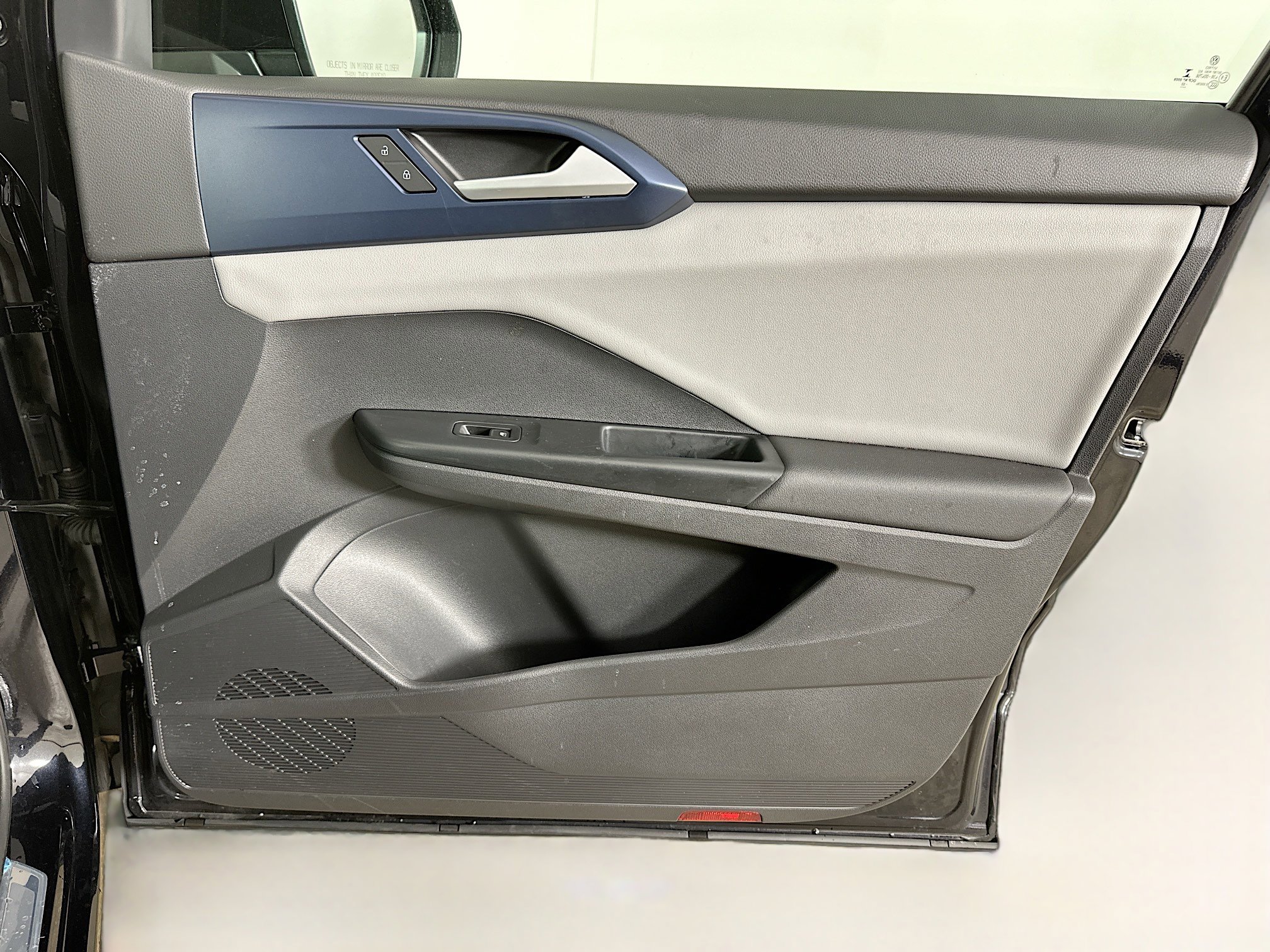 Used 2022 Volkswagen Taos SE image 30