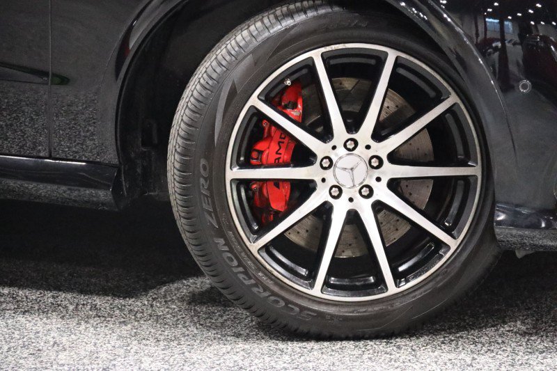 Used 2017 Mercedes-Benz GLE 63 AMG 4MATIC image 4