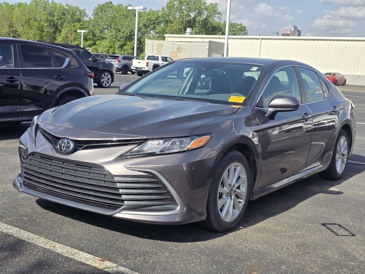 Used 2024 Toyota Camry LE FWD image 3