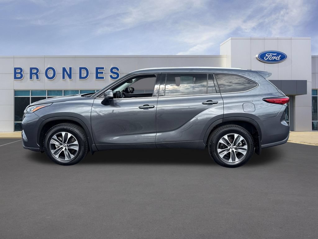 Used 2020 Toyota Highlander XLE