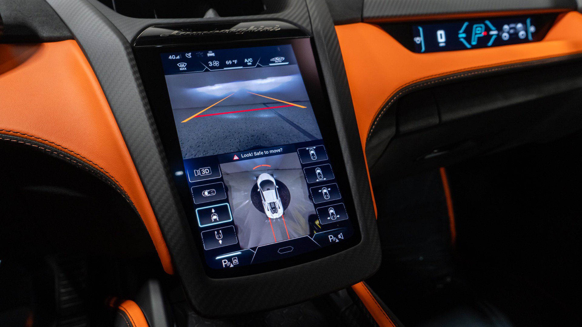 Used 2025 Lamborghini Revuelto image 59