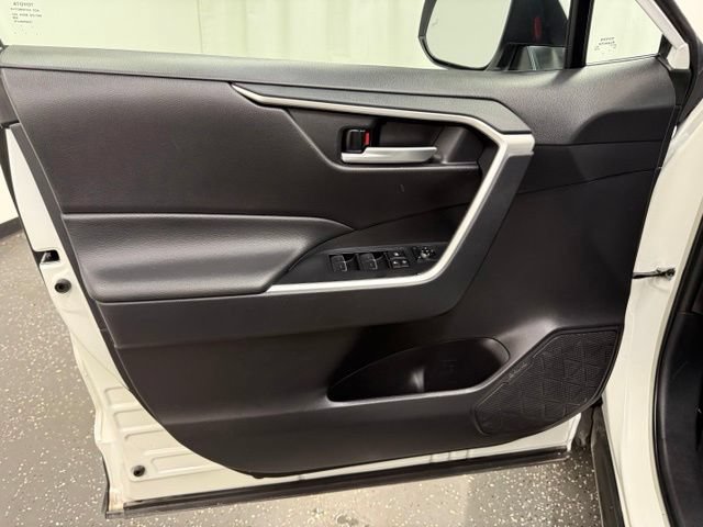 Certified 2025 Toyota RAV4 XLE AWD/4WD image 10