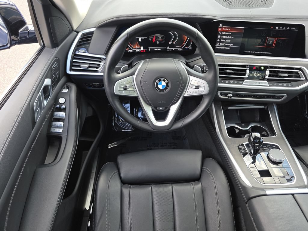 Used 2022 BMW X7 xDrive40i w/ Premium Package AWD/4WD image 3