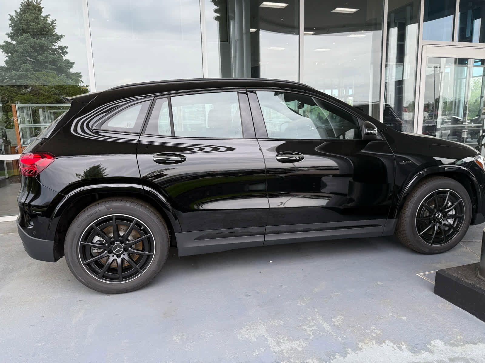 Certified 2025 Mercedes-Benz GLA 35 AMG 4MATIC video 5