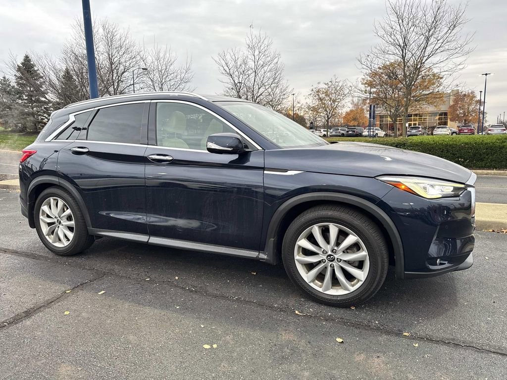 Used 2019 INFINITI QX50 Essential w/ Premium Heat Package image 7