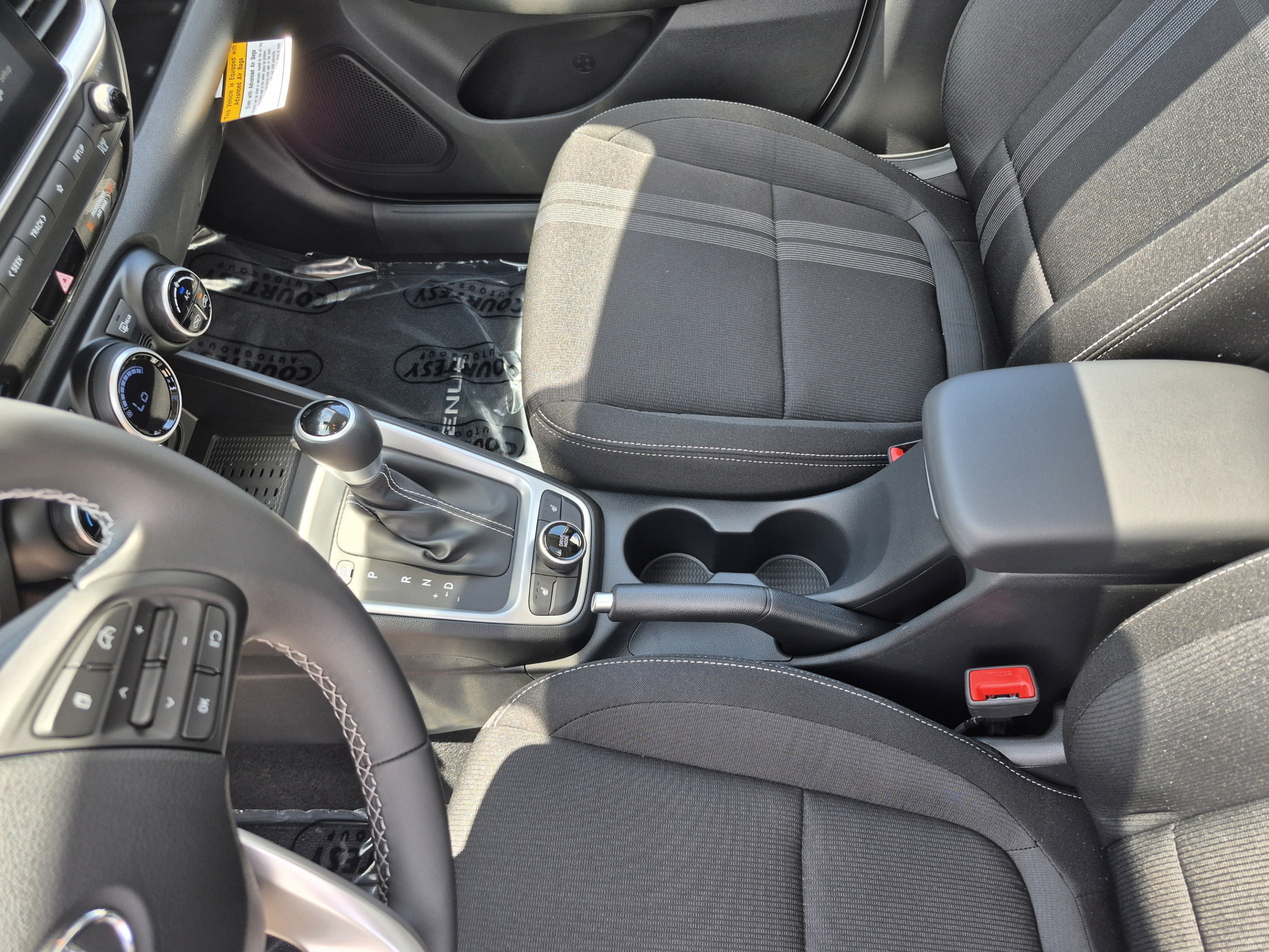 New 2026 Hyundai Venue SEL FWD image 23