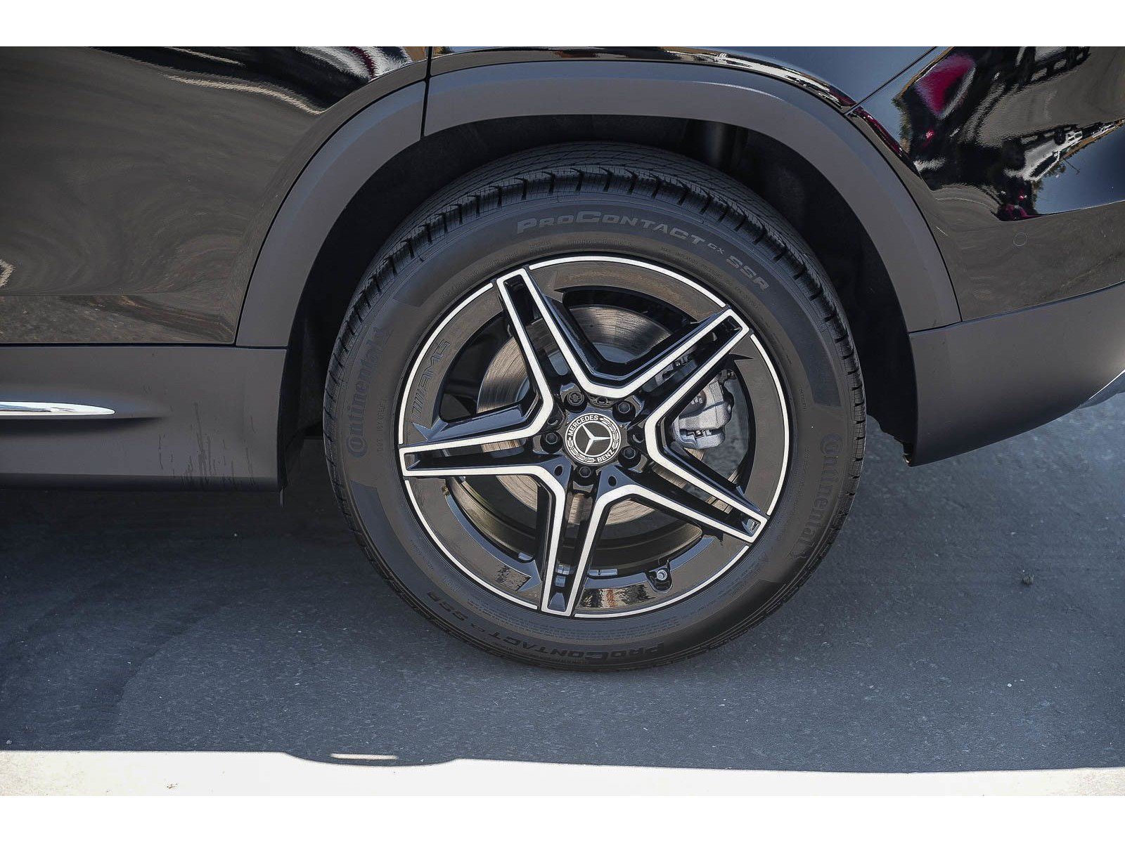 New 2026 Mercedes-Benz GLB 250 4MATIC image 10
