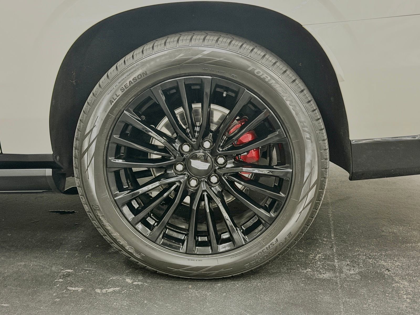 Used 2023 Cadillac Escalade ESV V image 16