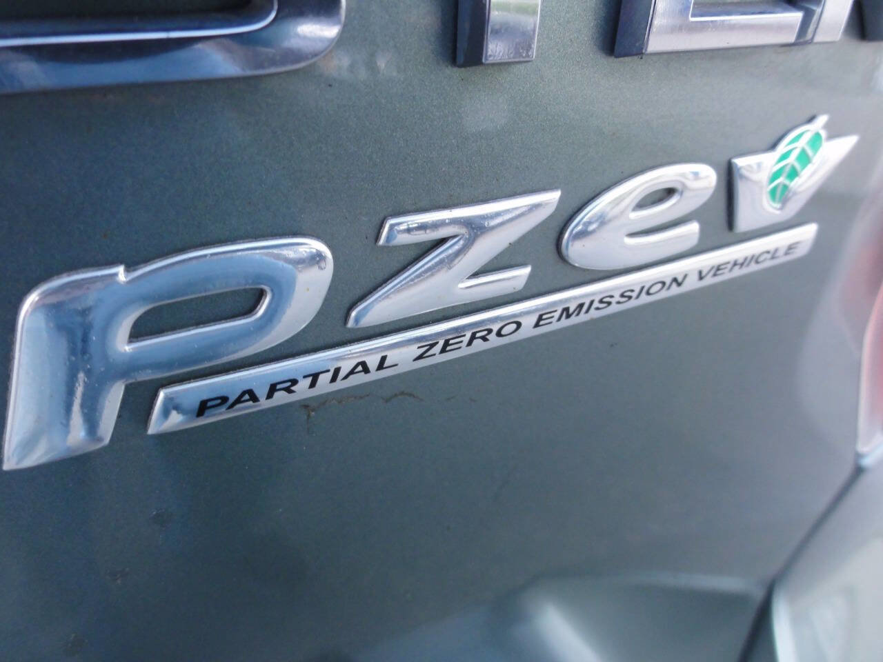 Used 2014 Subaru Forester 2.5i Premium w/ All-Weather Package AWD/4WD image 24