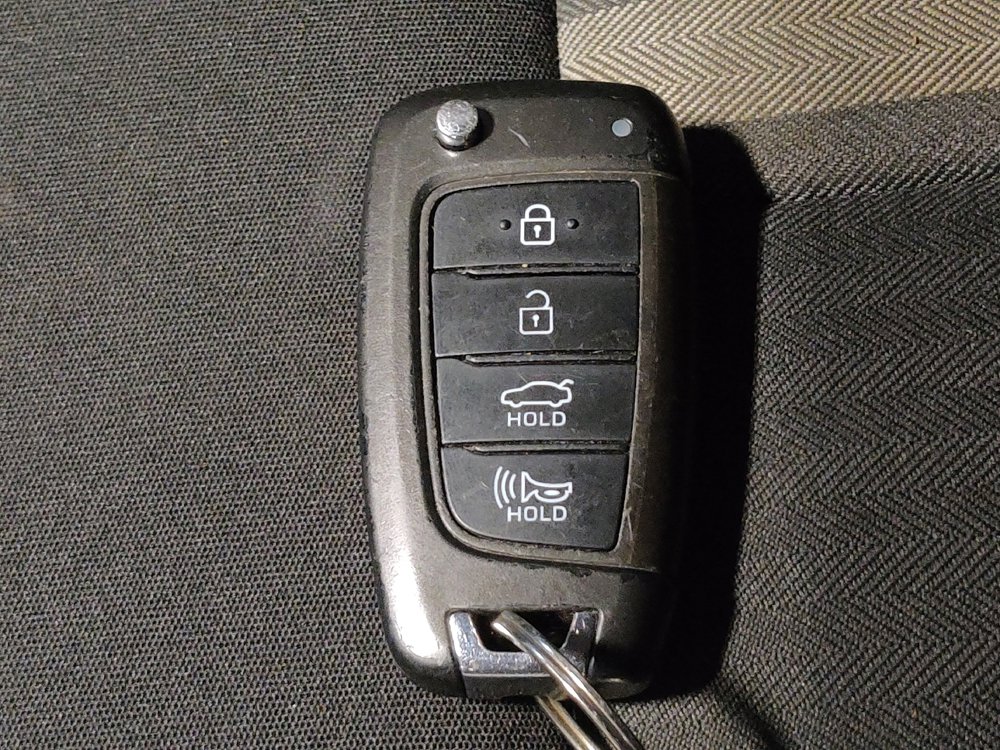 Used 2023 Hyundai Sonata SE FWD image 32