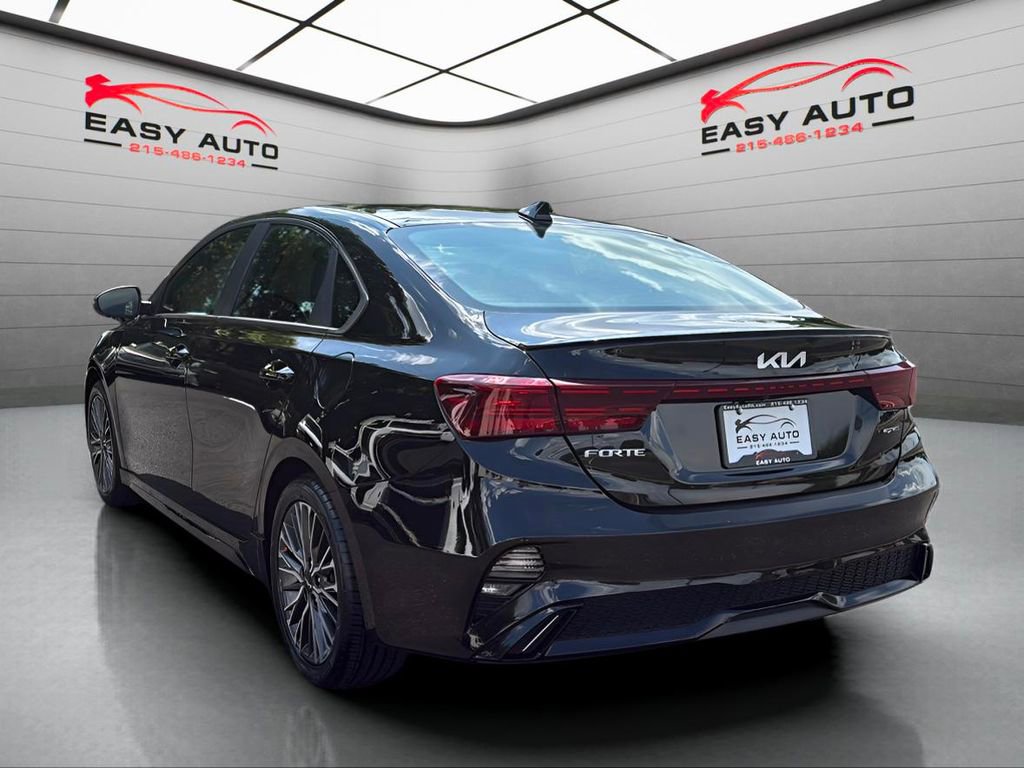 Used 2022 Kia Forte GT-Line w/ GT-Line Premium Package image 2