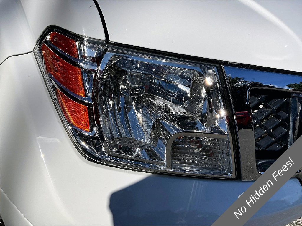 Used 2016 Nissan Frontier SV AWD/4WD image 22