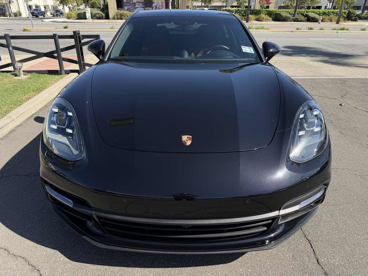 Used 2018 Porsche Panamera image 11