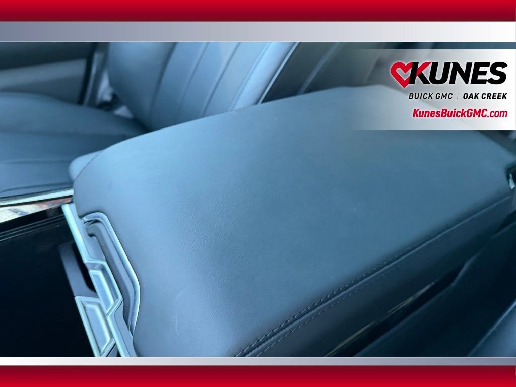 Used 2025 Land Rover Range Rover Sport SE image 22