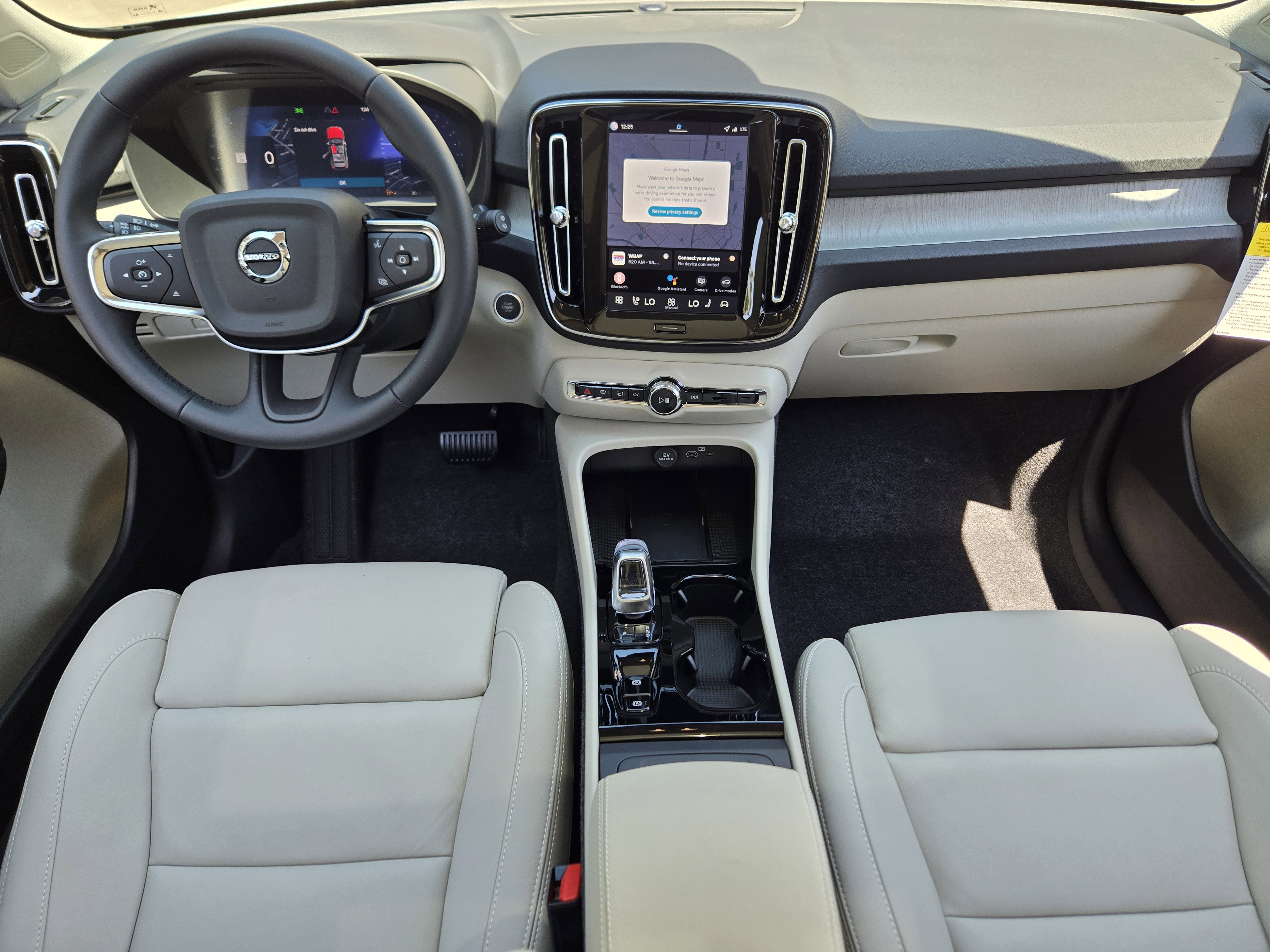 New 2026 Volvo XC40 B5 Plus w/ Protection Package Premier image 28