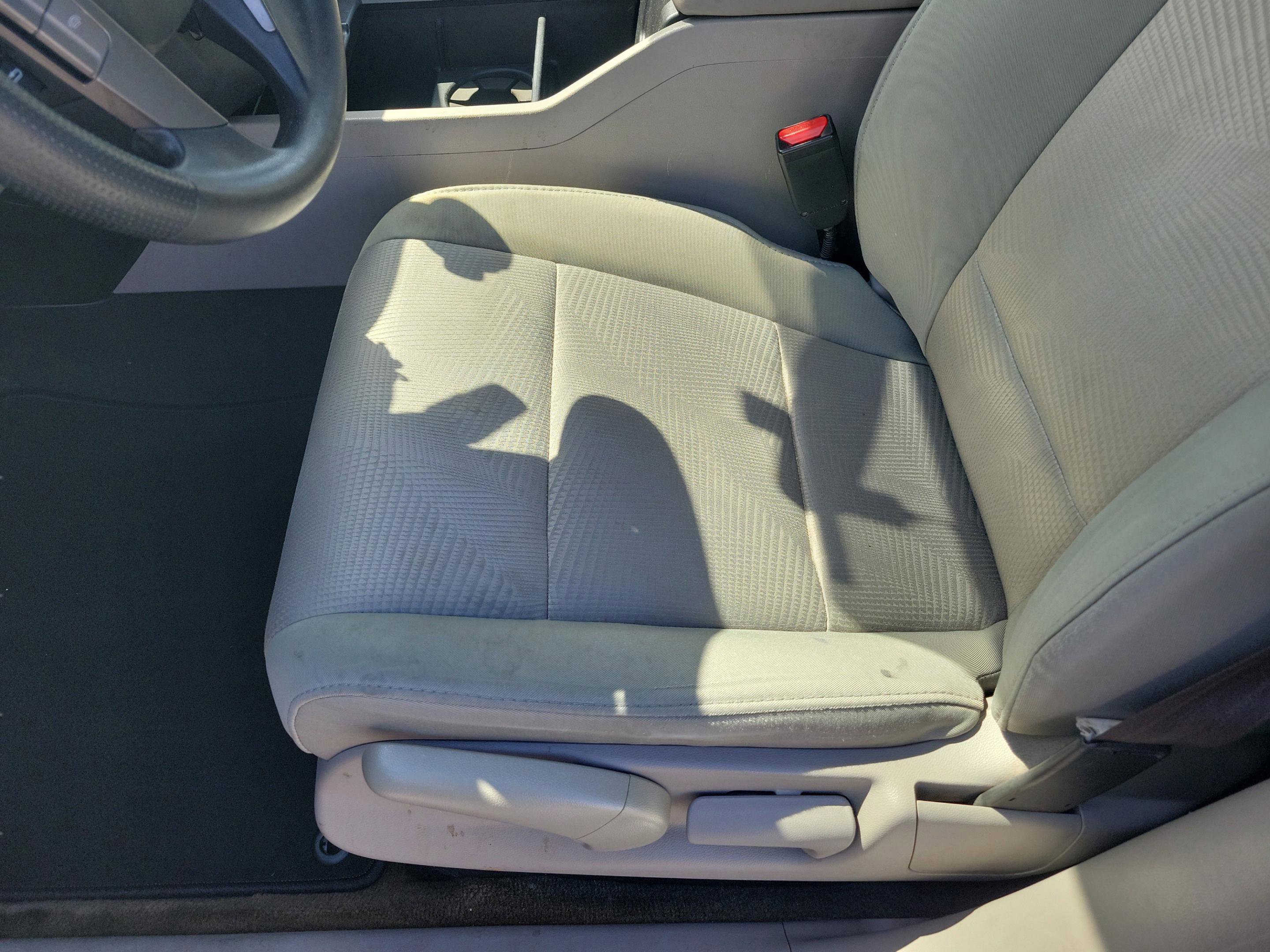 Used 2015 Honda Pilot LX image 25