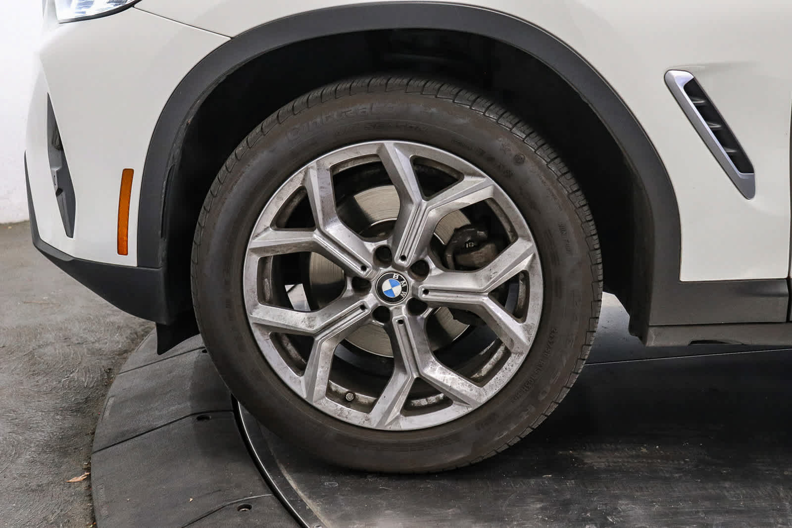 Used 2023 BMW X3 xDrive30i w/ Convenience Package AWD/4WD image 11