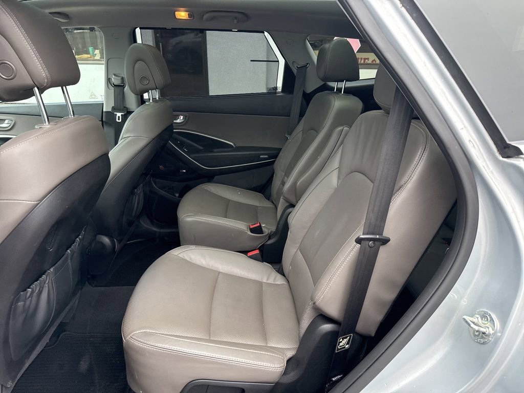 Used 2015 Hyundai Santa Fe Limited w/ Option Group 04 image 29