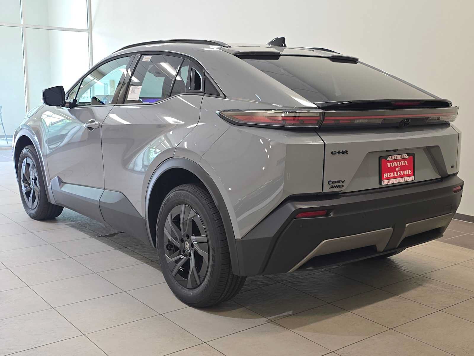 New 2027 Toyota C-HR w/ ALL Weather Mat Package (TMS) AWD/4WD image 4