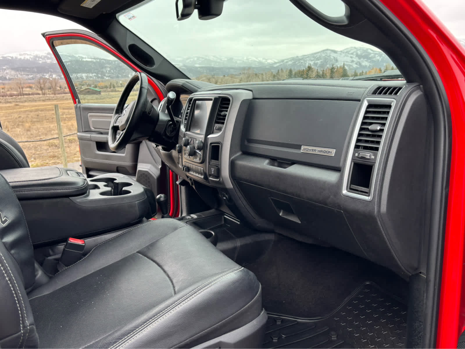 Used 2017 RAM 2500 Power Wagon w/ Leather & Luxury Group image 17