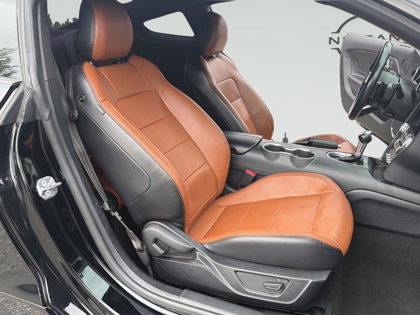 Used 2022 Ford Mustang GT Premium RWD image 29