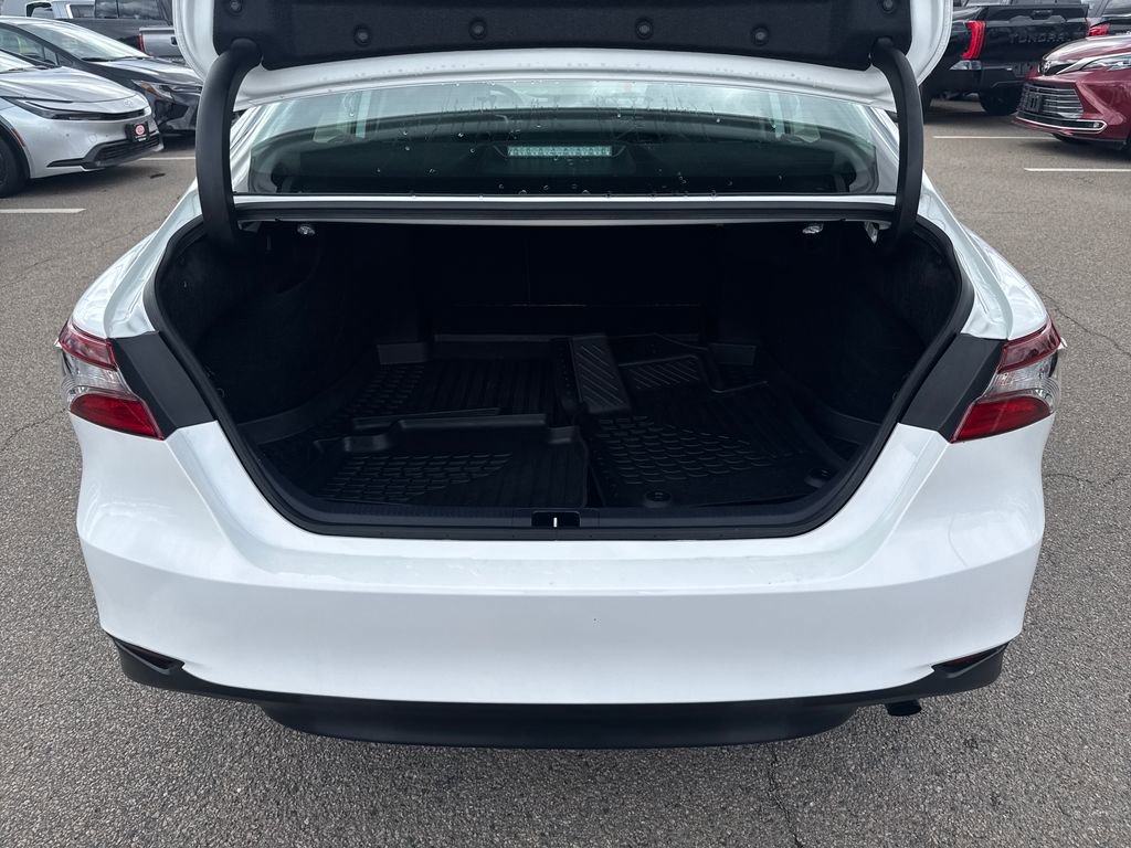 Used 2023 Toyota Camry LE image 36