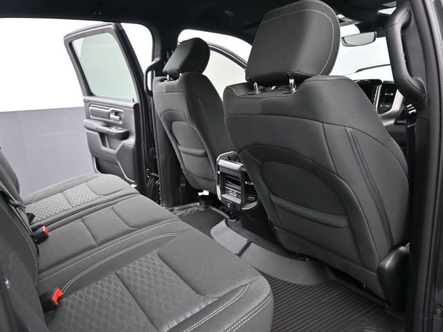 New 2026 RAM 1500 4x4 Crew Cab image 18