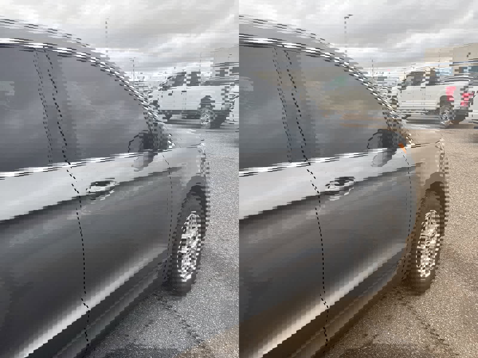 Used 2023 Ford Edge SEL image 14