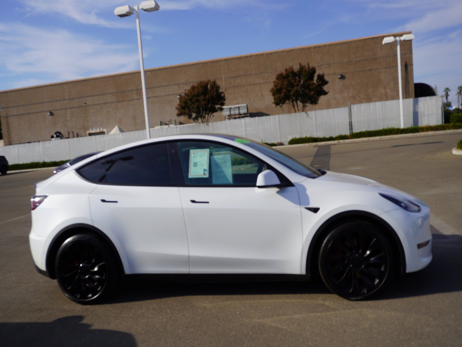 Used 2022 Tesla Model Y Performance AWD/4WD image 4