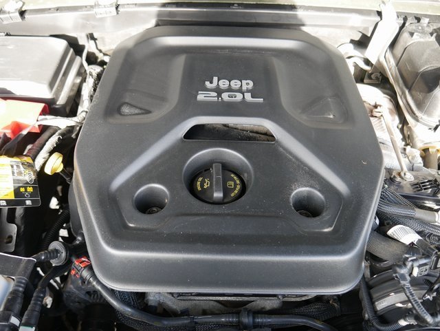 Used 2021 Jeep Wrangler Unlimited Sahara image 9