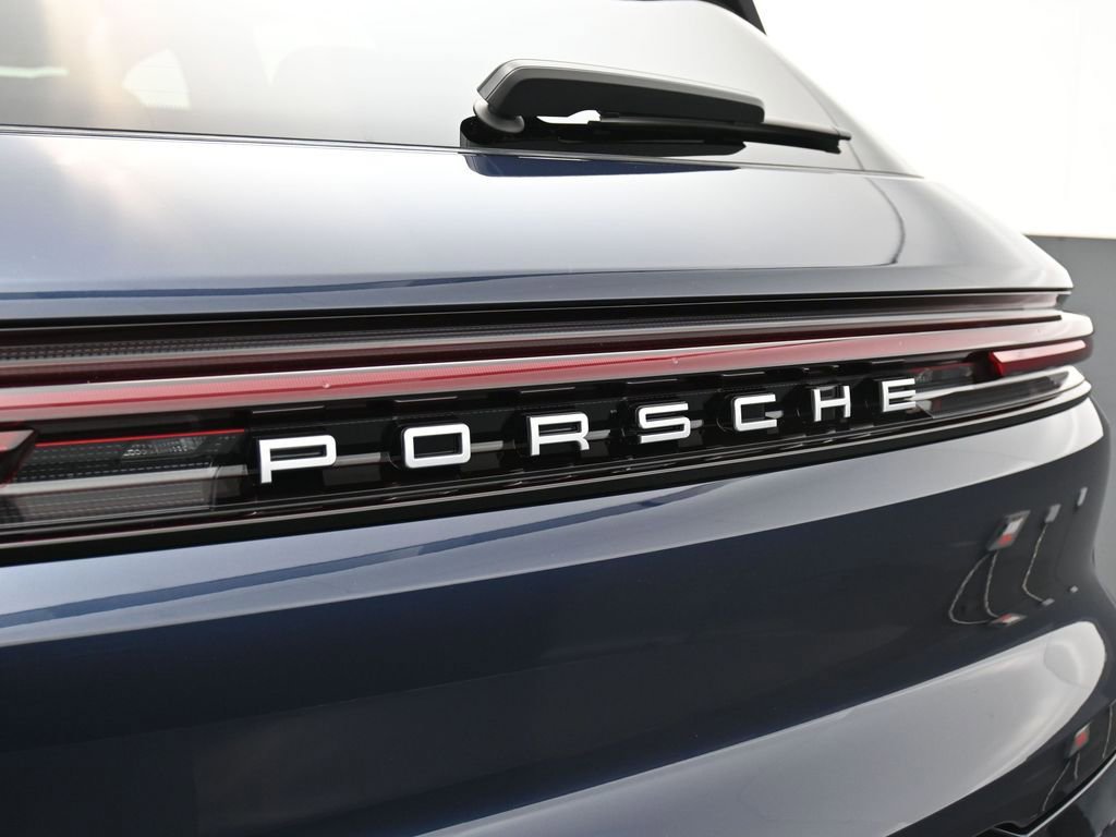 New 2026 Porsche Cayenne image 14